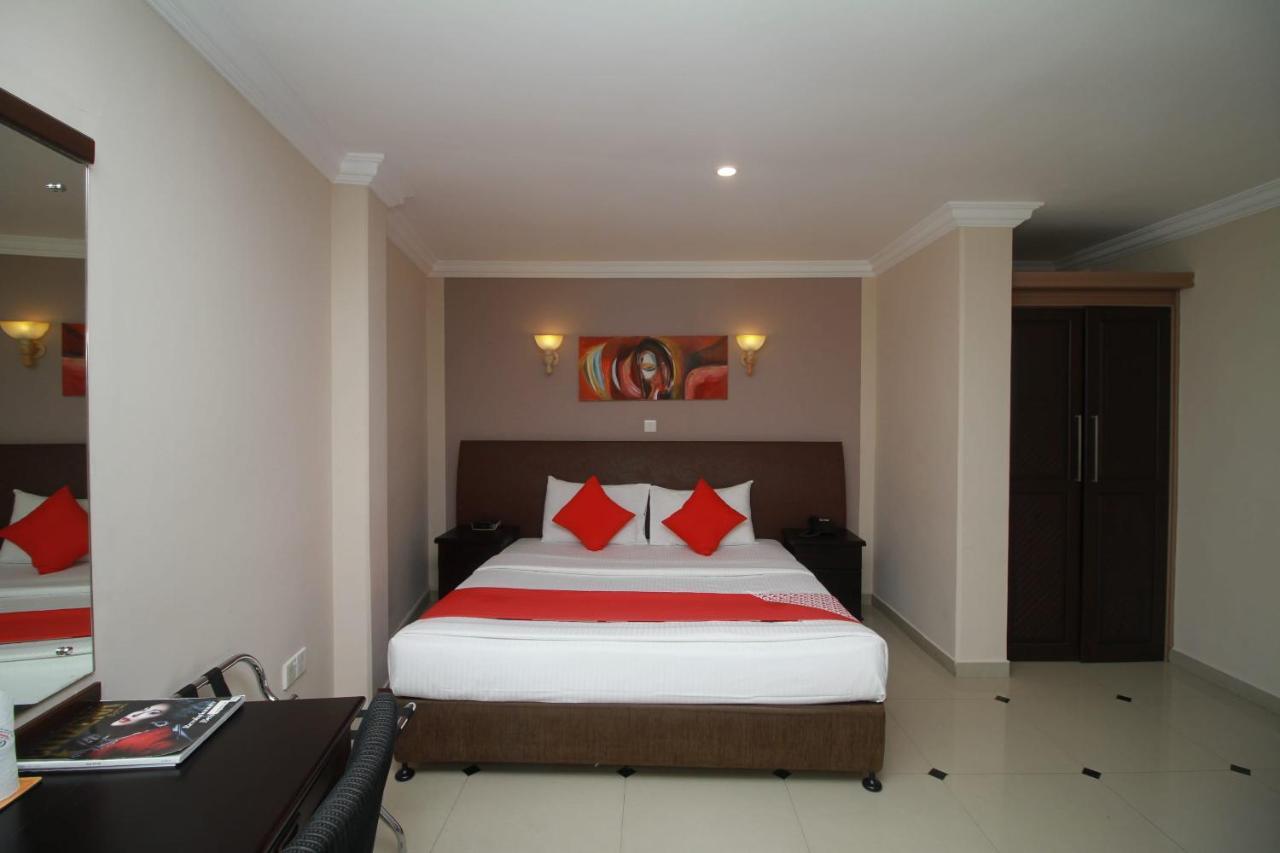 Oyo 317 Choy'S Waterfront Residence Negombo Exteriér fotografie